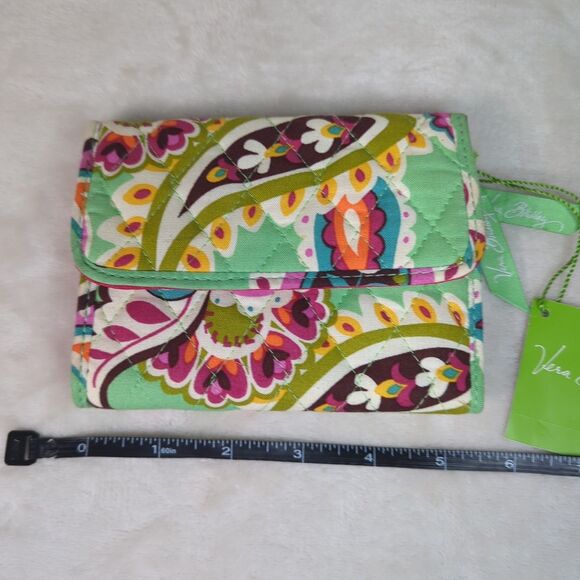 Vera Bradley Trifold Euro Wallet Tutti Frutti Pattern Snap Closure New NWT - Picture 4 of 4